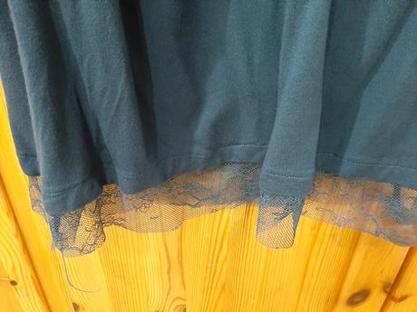 Tielko s maslickou, l