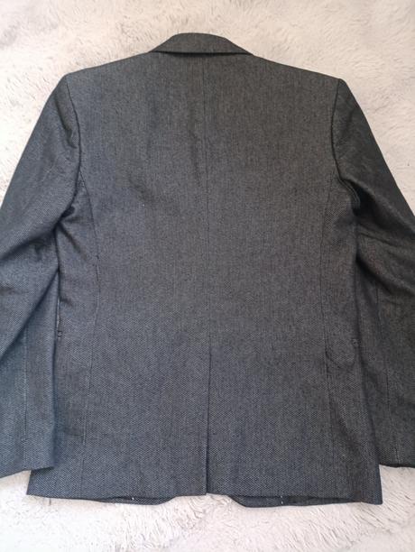 Slávnostný komplet, 134