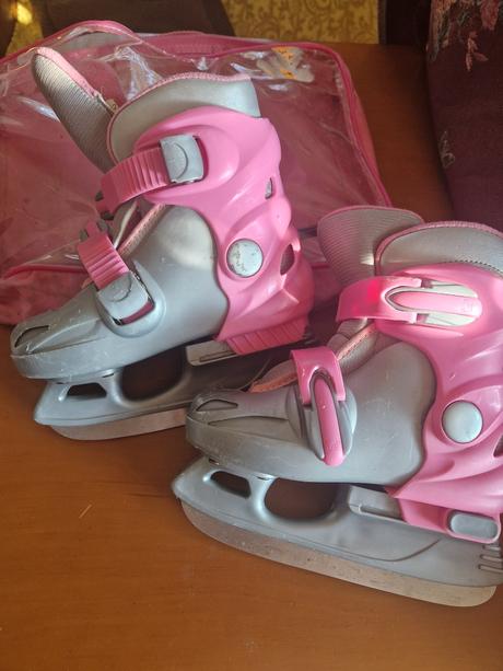 Korčule na ľad, 30