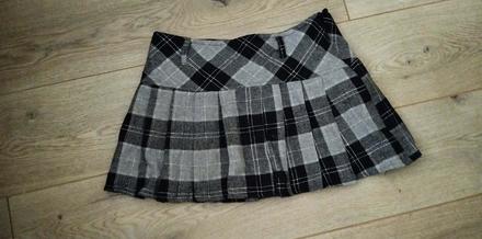Sivá károvaná sukňa (mini), m
