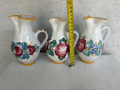 Vintage antik rucne malovane dzbany dzban 3 kusy, 
