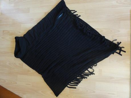 Čierne dlhšie pončo, f&f,m