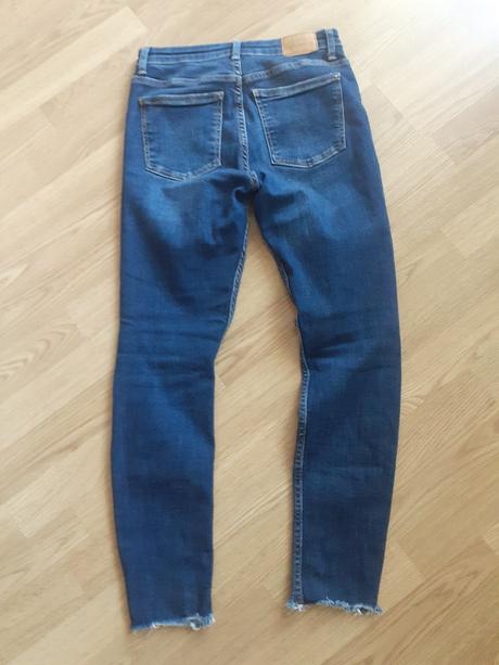 Dámske rifle, bershka,36