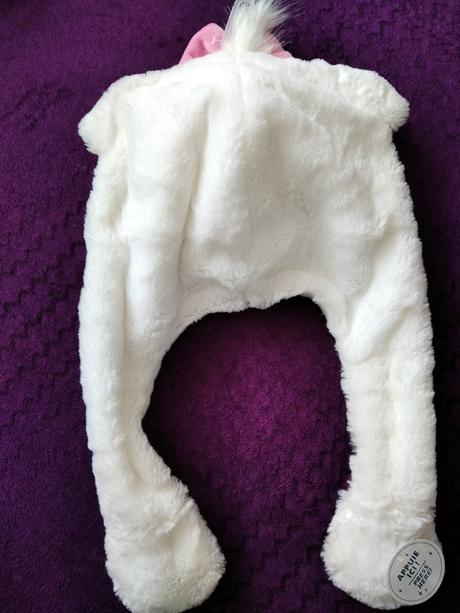 Čiapka so zdvíhajúcimi  uškami, 128