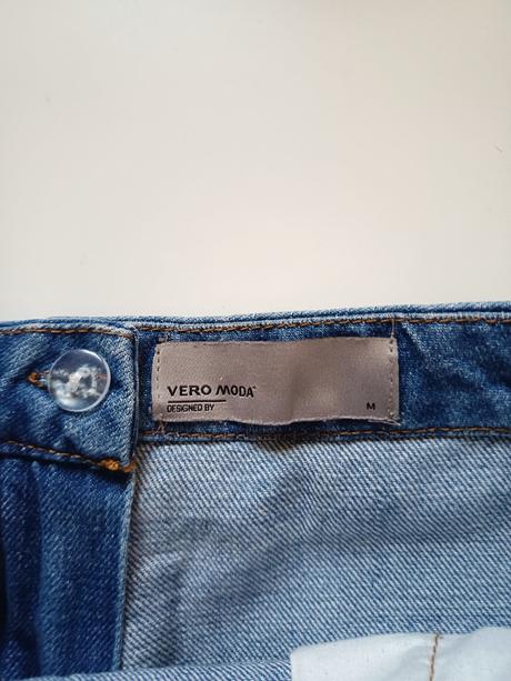 Mini riflová sukňa, vero moda,m