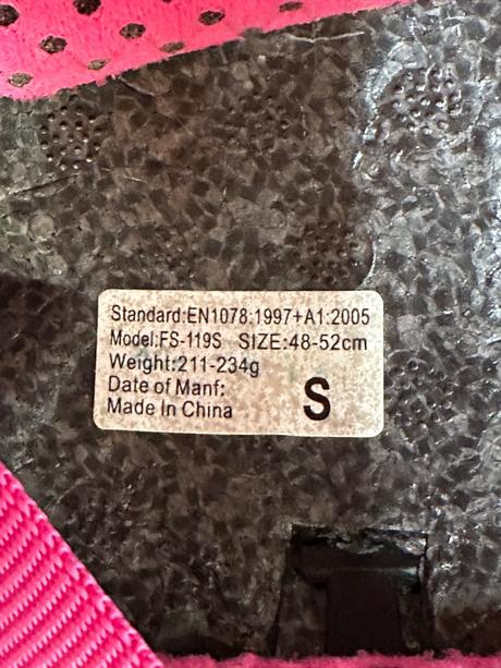 Detska prilba cube, s