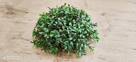 Veniec z umelého buxusu - 23 cm, 