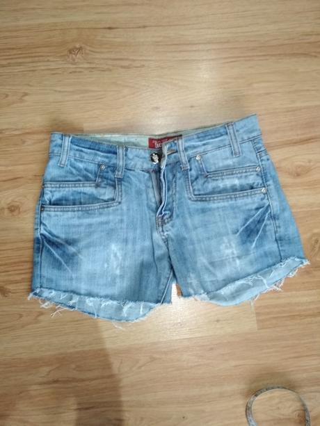 Značkové riflové šortky dockhouse, 28