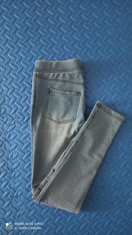 Džeginsy, pepperts,158