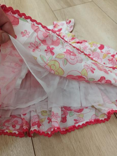 Nádherné šatičky, george,68