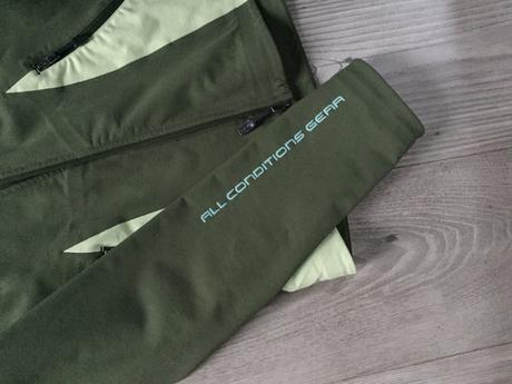 Nike športová bundicka, xs