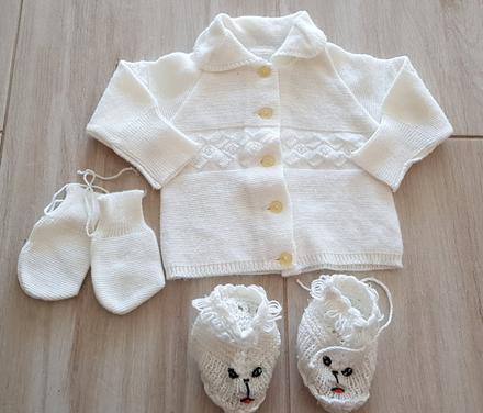 Svetrik + papucky+ rukavice, 62