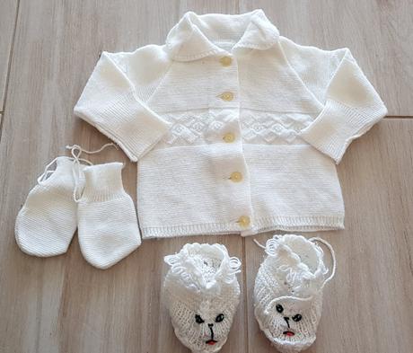 Svetrik + papucky+ rukavice, 62