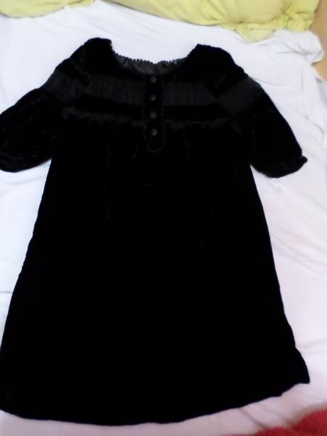 Zamatové šatočky, 36