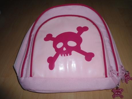 Ruzovy dievcensky batoh, 