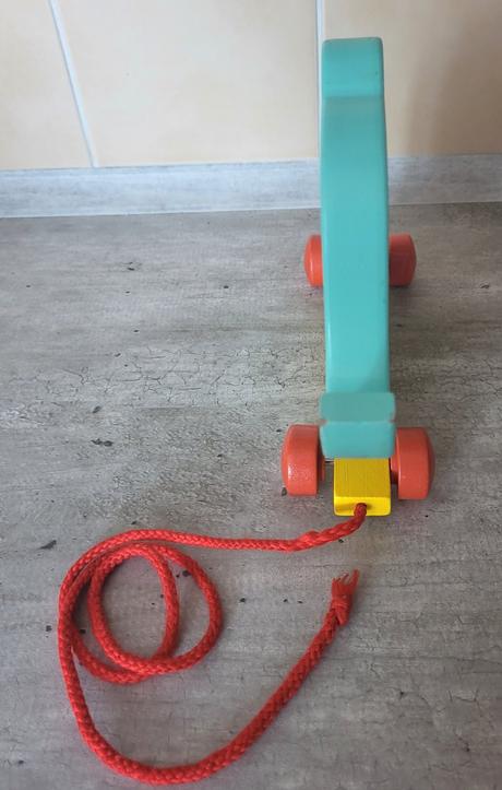 Drevený slon na ťahanie, 