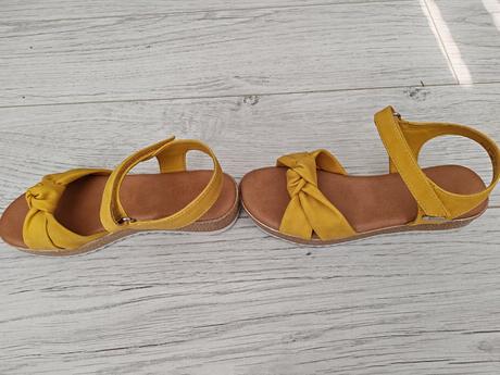 Predám sandalky esprit, č. 33, esprit,33