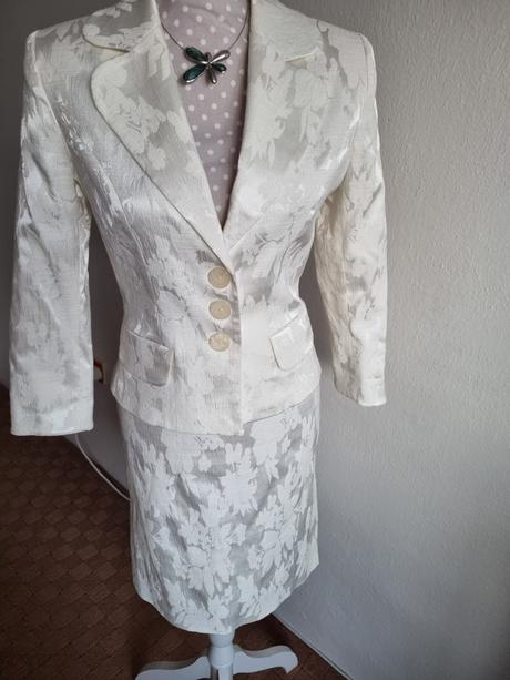 Maslový sukňový kostým 38/40, m