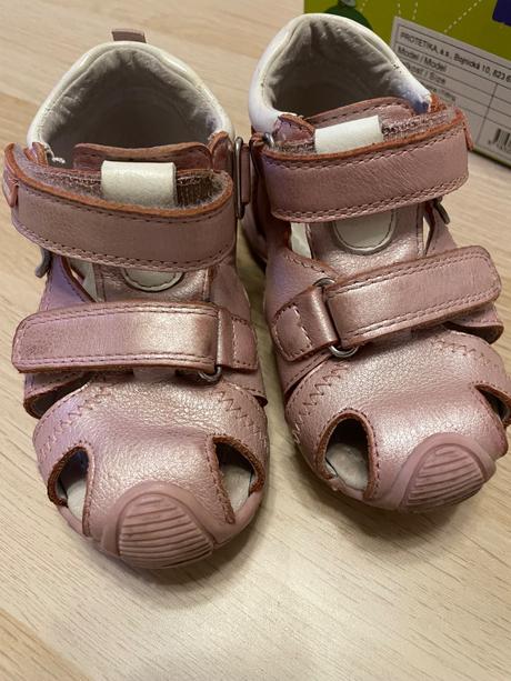Dievčenské sandálky, protetika,24