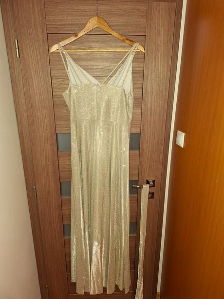 Spoločenské šaty, 40