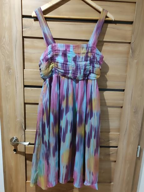 Letné alebo aj slávnostné štaty, s