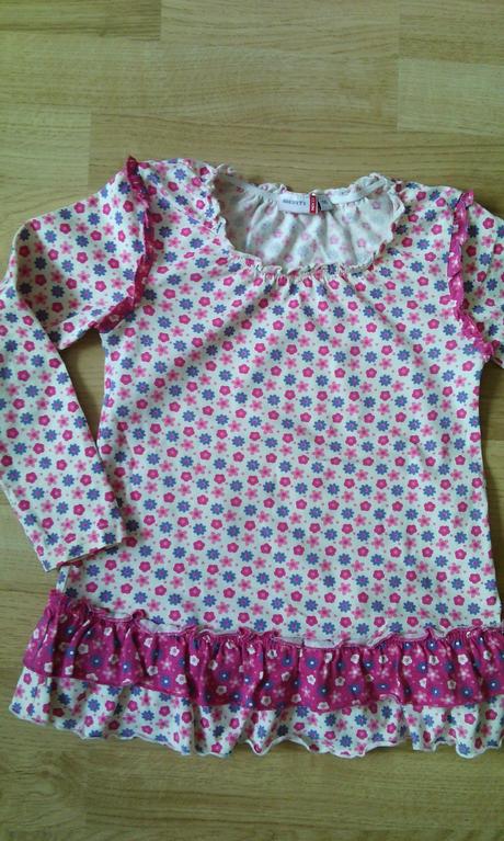 Tričká s volánikmi, 116