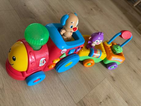 Fisher price vlačik,