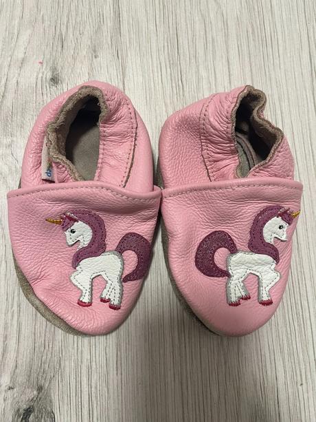 Kožené capačky jednorožec (6-12 mesiacov), <17