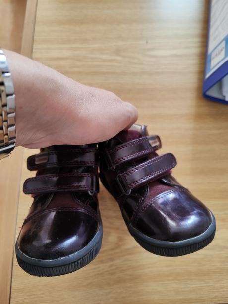 Dievčenské poltopánky, protetika,22