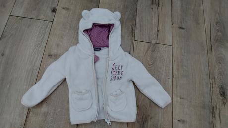 Chlpata mikina s usami, lupilu,74