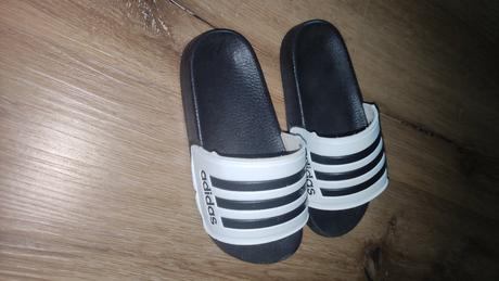Chlapčenské šľapky, adidas,25