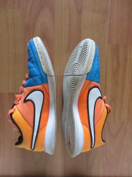 Tenisky halovky - nike - veľ. 35 - vn. dĺ. 23 cm, nike,35