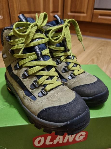 Turistické topánky, olang,32