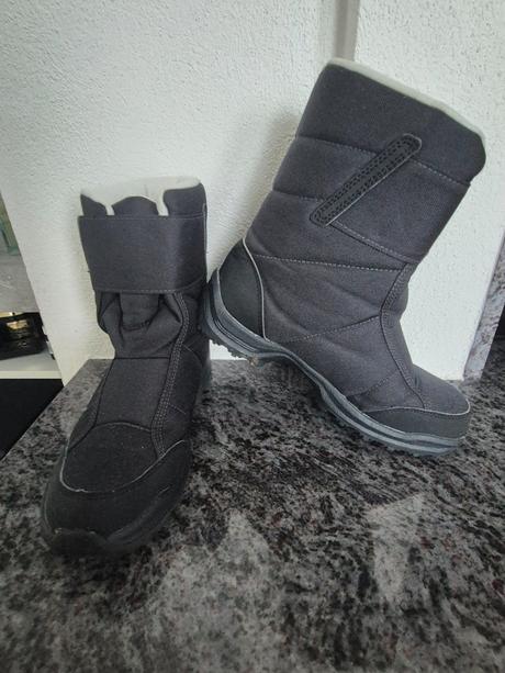 Snehule, decathlon,36