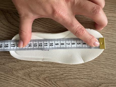 Deno nove tenisky, 27