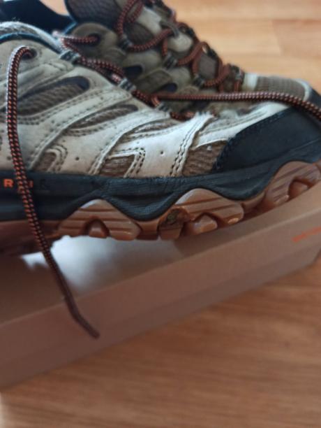 Turisticka obuv, merrel,43