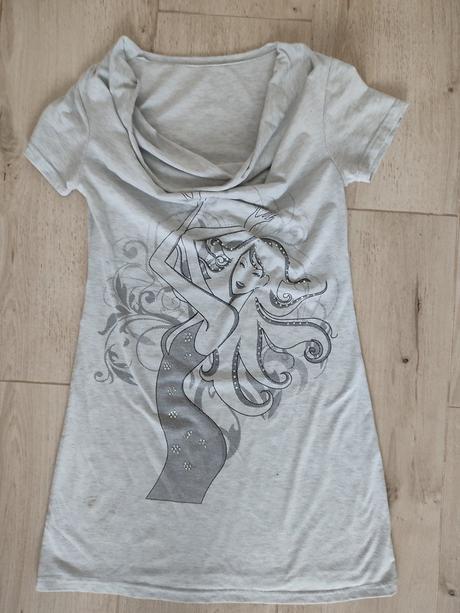 Šaty s kamienkami, s