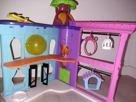 Original petshops domcek,