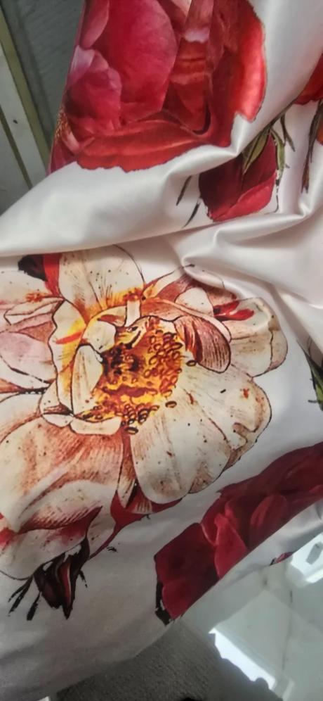 Slávnostné šaty uni pas 68 plus 3 cm cca,