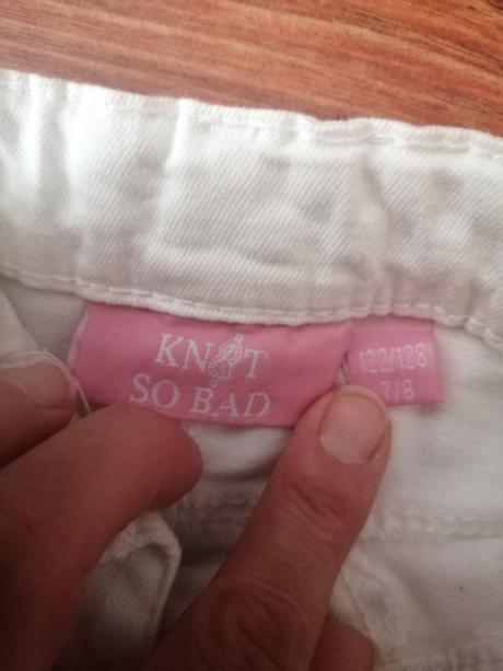 Overal, kratasy, 122–134