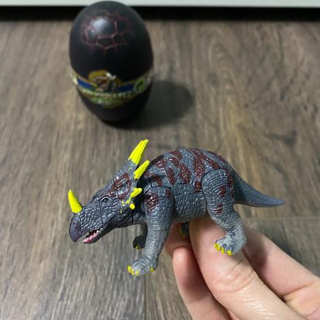 Rozkladací dino vo vajíčku,