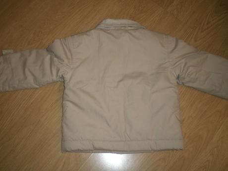 Béžová bundička , items,98