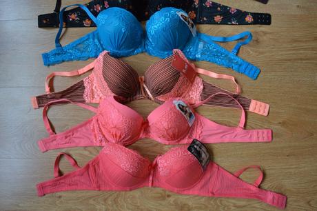 Dámska luxusná podprsenka, 75b - 95e