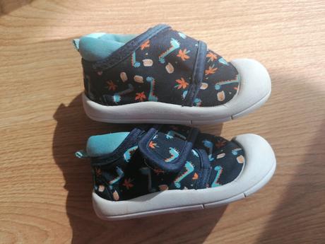 Topánočky s potlačou dinosaurov, h&m,20