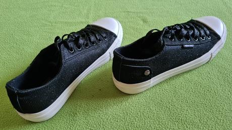 Trblietavé plátenky, 37