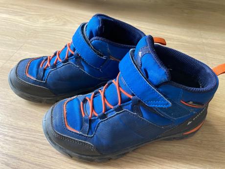 Nepremokavé prechodné vysoké topánky, quechua,33