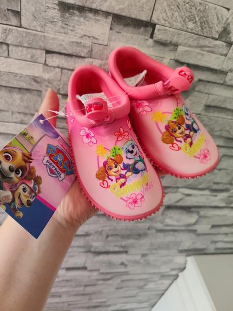 Nové topánočky do vody paw patrol, 23