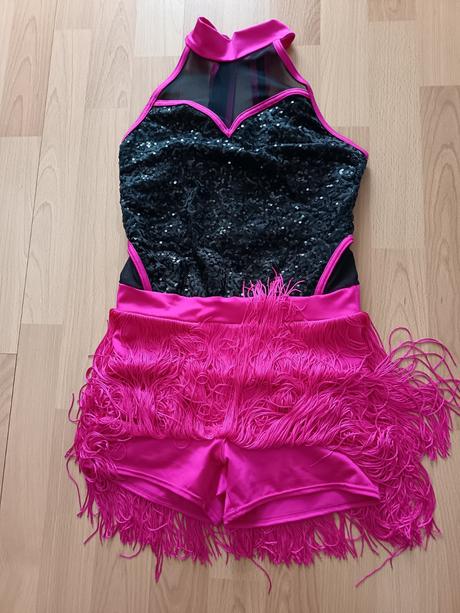 Tanecne saty pre slecnu cca vek 4-5 r., 98