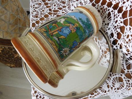 Korbel-keramika v ľudovom motíve,, 