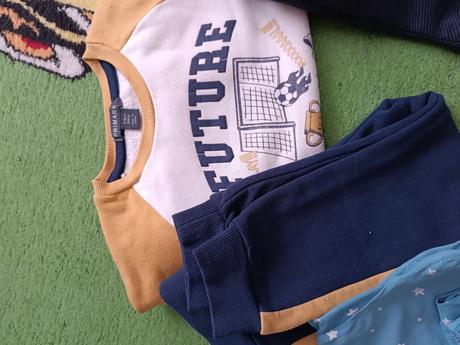 Balík oblečenia - 98/104, 104–116